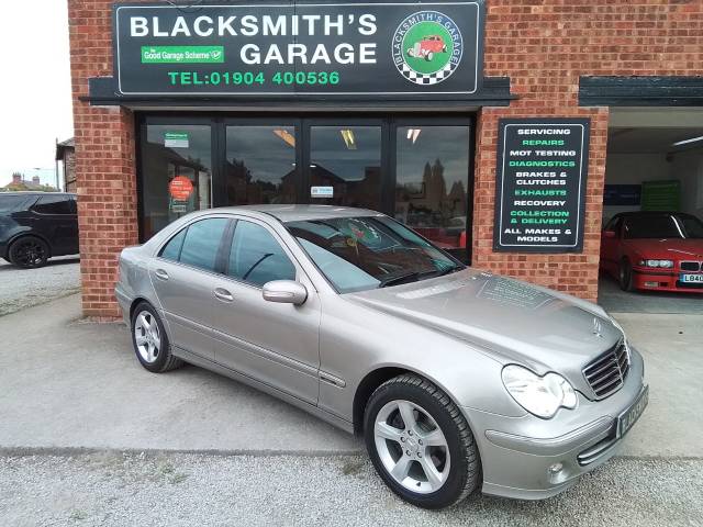 Mercedes-Benz C Class 1.8 C180K Avantgarde SE 4dr Auto Saloon Petrol Silver